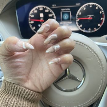 Ciel Nail Lounge - Nails by Peter - Nail Salons Near Me - Irving, Texas