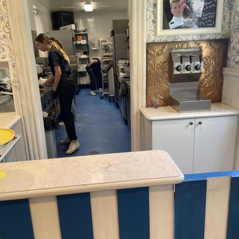 High-Pie - Kitchen - Themed Cafes Near Me - Oceanside, California