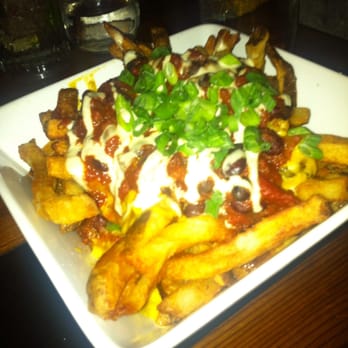 MeeT on Main - Poutine - Comfort Food Near Me - Vancouver, British Columbia