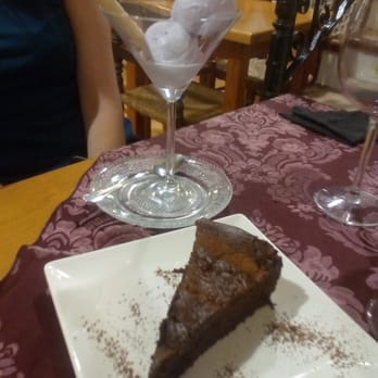 Casa Pepa - Tarta de chocolate con helado de violetas. - Tapas Bars Near Me - Valencia, V Casa Pepa - Tarta de chocolate con helado de violetas. - Tapas Bars Near Me - Valencia, V