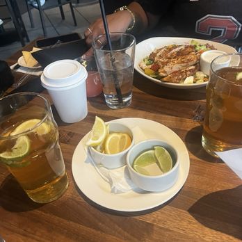 Yard House - Beer - New American Near Me - Denver, Colorado