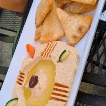 Kraving Kebab Pizza - Hummus and pita bread yum!!! - Pizza Near Me - Turlock, California
