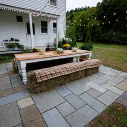 Creative Earth Landscaping - Bluestone patio