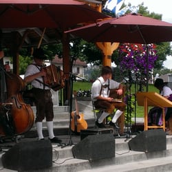 Art In the Park - Music w Spoons!
