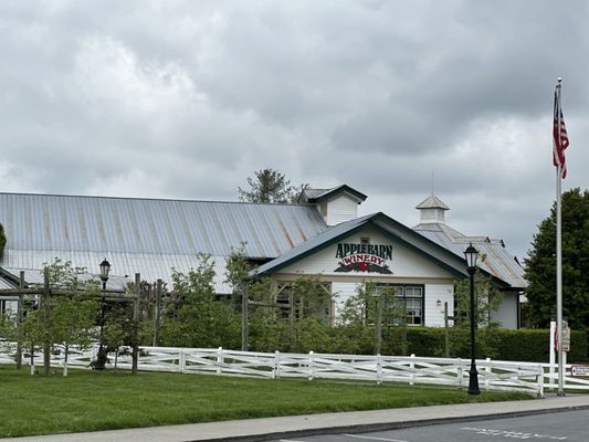 The Apple Barn & Cider Mill by null