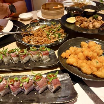 Wazuzu - Kalbi roll, popcorn shrimp, chow mein, chicken karaage - Asian Fusion Near Me - Las Vegas, Nevada Wazuzu - Kalbi roll, popcorn shrimp, chow mein, chicken karaage - Asian Fusion Near Me - Las Vegas, Nevada
