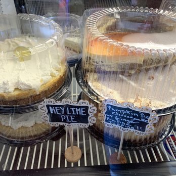 Robin Simmons Bakery - Desserts Near Me - Virginia Beach, Virginia Robin Simmons Bakery - Desserts Near Me - Virginia Beach, Virginia