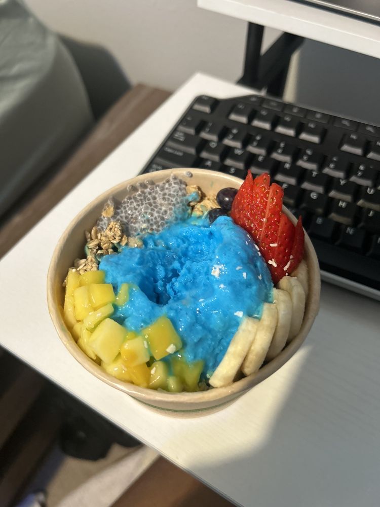 BLENDFUL Updated August 2024 73 Photos & 58 Reviews 7304 Lakewood Dr W, Washington