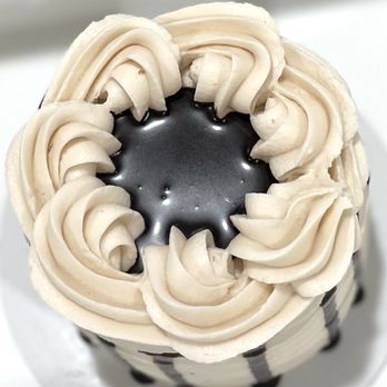 Pussycat Cupcakes - Hennessy Chocolate - Cupcakes Near Me Pussycat Cupcakes - Hennessy Chocolate - Cupcakes Near Me