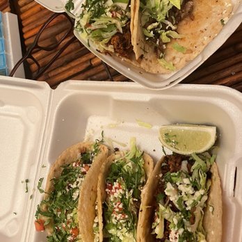 Tacos y Antojitos Emmanuel - Tripe,Carne Asada,Chorizo & Al Pastor - Mexican Near Me - West Palm Beach, Florida