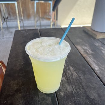 Timoti's Seafood Shak - Passion fruit lemonade minus the alcohol very tasty - Seafood Near Me - Ponte Vedra, Florida