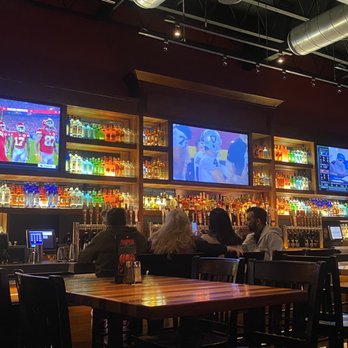 BJ's Restaurant & Brewhouse - New American Near Me - Pittsburgh, Pennsylvania BJ's Restaurant & Brewhouse - New American Near Me - Pittsburgh, Pennsylvania