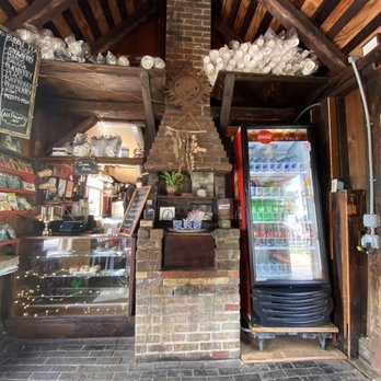 Crucial Coffee Cafe - Coffee & Tea Near Me - Saint Augustine, Florida