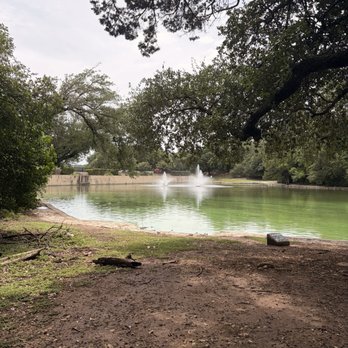 Arboretum Duck Pond - Parks Near Me - Austin, Texas