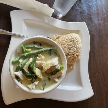 Srivilai Thai Cuisine - Green curry - Thai Near Me - Seattle, Washington