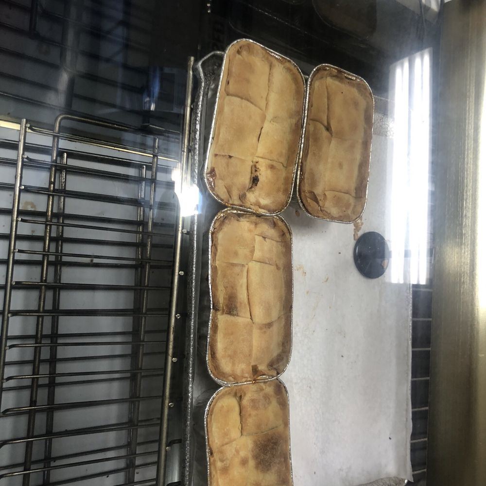 Clifton's Gourmet Barbecue - Apple pie - Southern Near Me - Pasadena, California