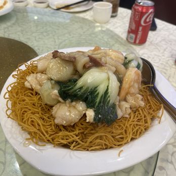 Asian Pearl Kitchen - House Special Pan Fried Noodle - Dim Sum Near Me - Richmond, California