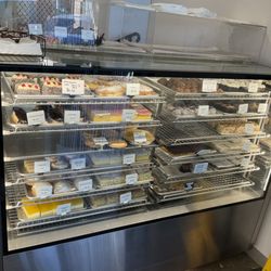 The Basin Bakery - Cakes 1
