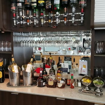 Air Canada Maple Leaf Lounge - Self serve bar - Airport Lounges Near Me - Richmond, British Columbia Air Canada Maple Leaf Lounge - Self serve bar - Airport Lounges Near Me - Richmond, British Columbia