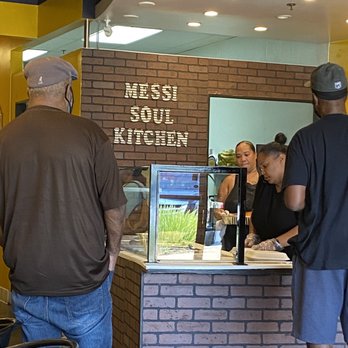 Messi Soul Kitchen - The owner & her daughter - Soul Food Near Me - Riverside, California Messi Soul Kitchen - The owner & her daughter - Soul Food Near Me - Riverside, California