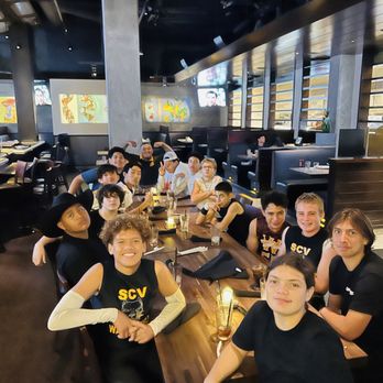 Yard House - Vegetarian Near Me - Burbank, California Yard House - Vegetarian Near Me - Burbank, California