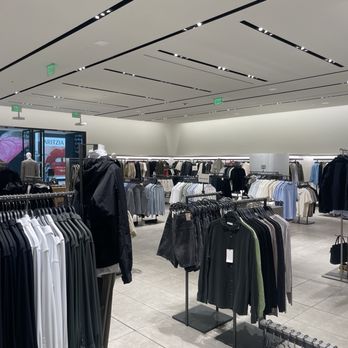 Express - Men's Clothing Near Me - Cerritos, California