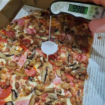 Jet's Pizza - Pizza Near Me - Cape Coral, Florida
