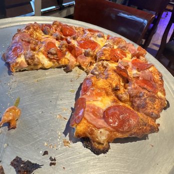Me-n-Ed's Pizzeria - Small pizza - Pizza Near Me - Clovis, California