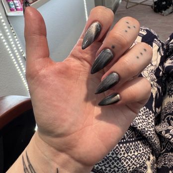 Nails Done By Vee - Grey cat eye nails - Nail Salons Near Me Nails Done By Vee - Grey cat eye nails - Nail Salons Near Me