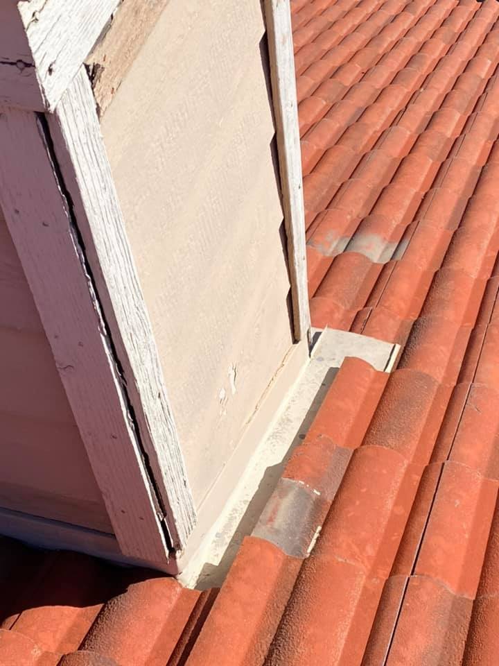 Slide of Jimgov Roofing