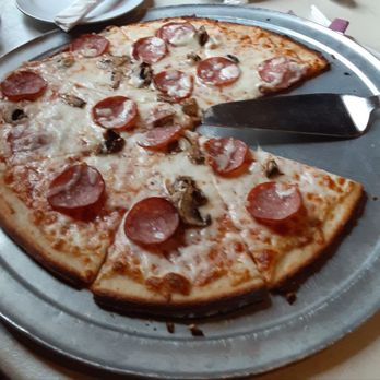 Napoli's Pizza & Restaurant - Awesome gluten free pizza ... better to split with a friend than to get one alone. - Italian Near Me - Corsicana, Texas Napoli's Pizza & Restaurant - Awesome gluten free pizza ... better to split with a friend than to get one alone. - Italian Near Me - Corsicana, Texas