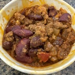 Larry's Giant Subs - This is Larry's chili? It looks like dogfood! I tried to take a small bit. It should not have been sold to a customer.