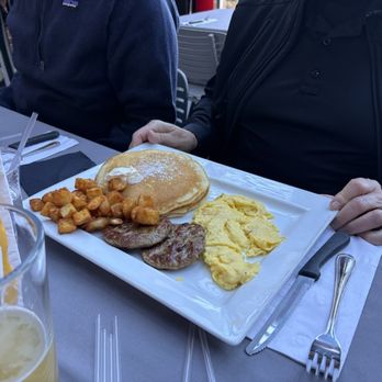 Mother's North Grille - Brunch - American Near Me - Lutherville-Timonium, Maryland