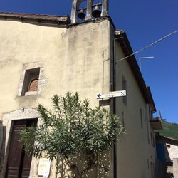Osteria Lo Spugnone - Church next to Lo Spugnone