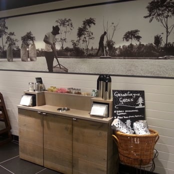 Starbucks - Coffee & Tea Near Me - Dun Laoghaire, D Starbucks - Coffee & Tea Near Me - Dun Laoghaire, D