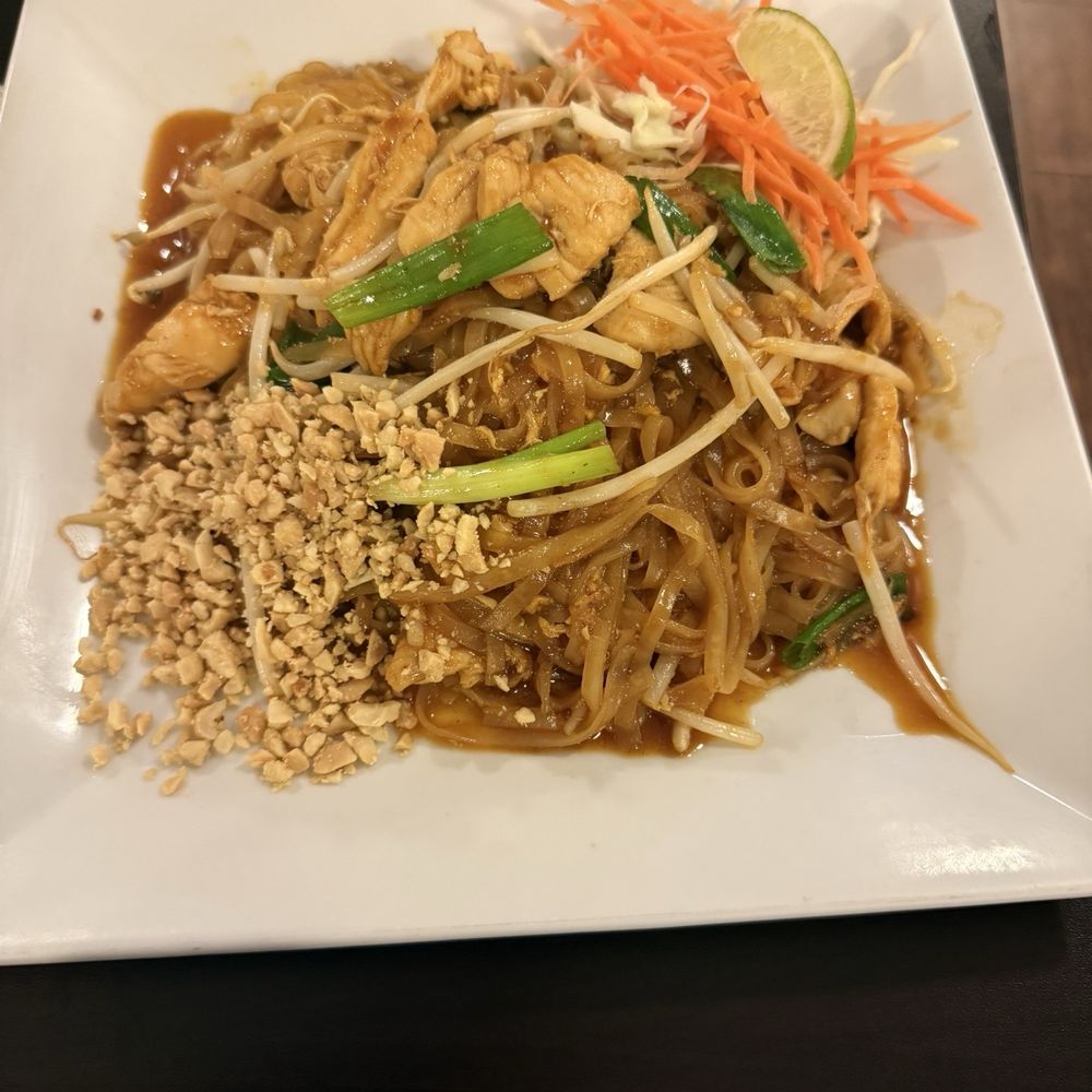 L13. Pad Thai Lunch Special L13. Pad Thai Lunch Special