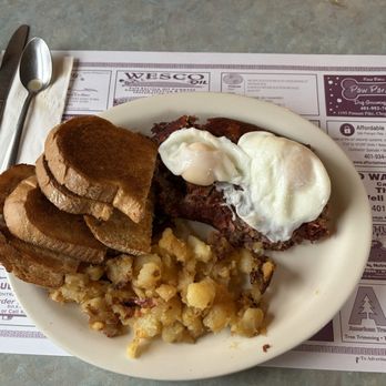 Gentleman Farmer Diner - #5 Almost "Homemade" Hash n Eggs - Diners Near Me - Chepachet, Rhode Island