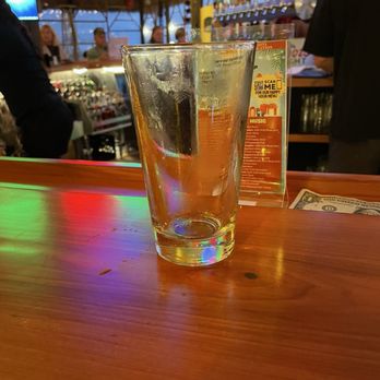 Conchy Joe's - Empty. That's how my glass was the whole time I ate. Sitting right in front of me. - Seafood Near Me - Jensen Beach, Florida Conchy Joe's - Empty. That's how my glass was the whole time I ate. Sitting right in front of me. - Seafood Near Me - Jensen Beach, Florida