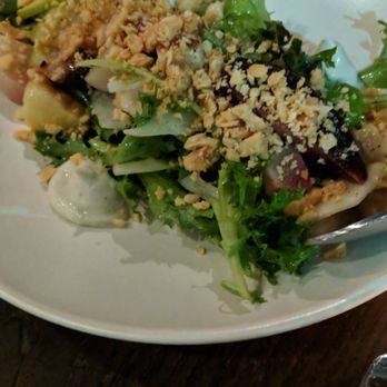 Mita's Restaurant and Bar - Ensalada DE Tuberculis Y Pera - Spanish Near Me - Cincinnati, Ohio