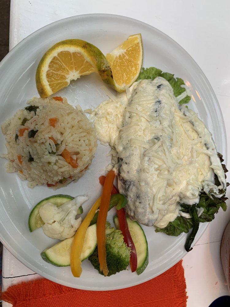 Barra Galería de Arte & Restaurant