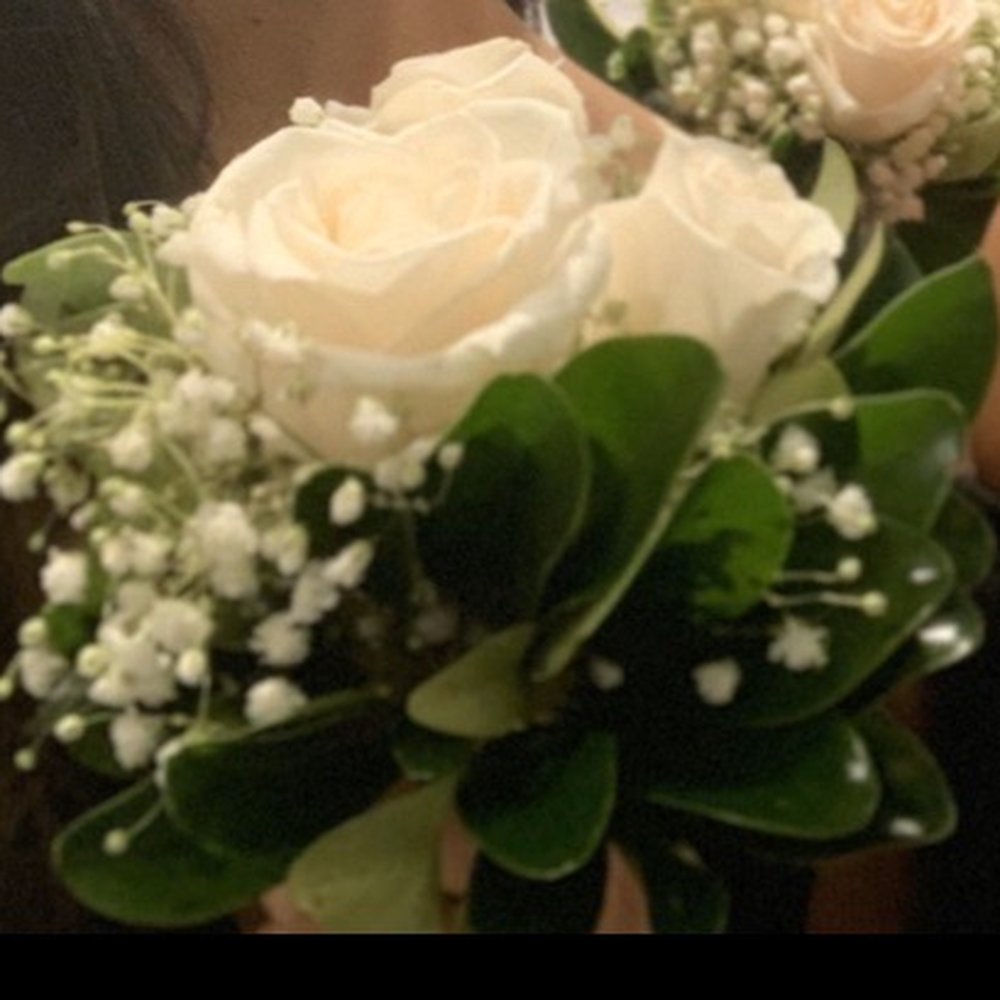 Flower Kingdom - Bridesmaid bouquet - Florists Near Me - Royal Palm Beach, Florida Flower Kingdom - Bridesmaid bouquet - Florists Near Me - Royal Palm Beach, Florida