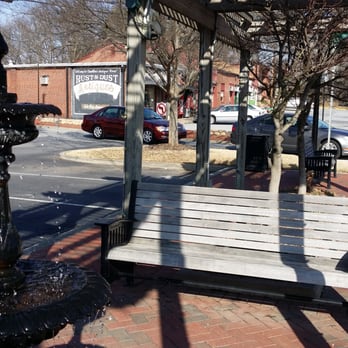 City of Chamblee - Seating in the Antique Row district - Town Hall Near Me - Chamblee, Georgia