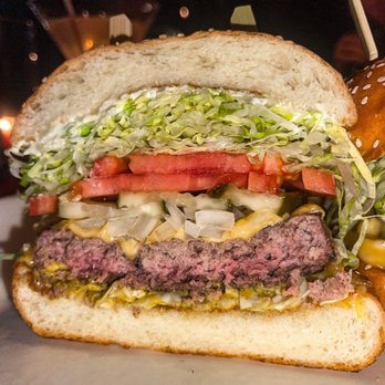Houston's Restaurant - Cheeseburger - New American Near Me - Atlanta, Georgia Houston's Restaurant - Cheeseburger - New American Near Me - Atlanta, Georgia
