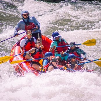 Deschutes River Adventures - Rafting/Kayaking Near Me - Maupin, Oregon Deschutes River Adventures - Rafting/Kayaking Near Me - Maupin, Oregon