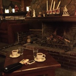 Greenline Guest House - Şömine karşısı