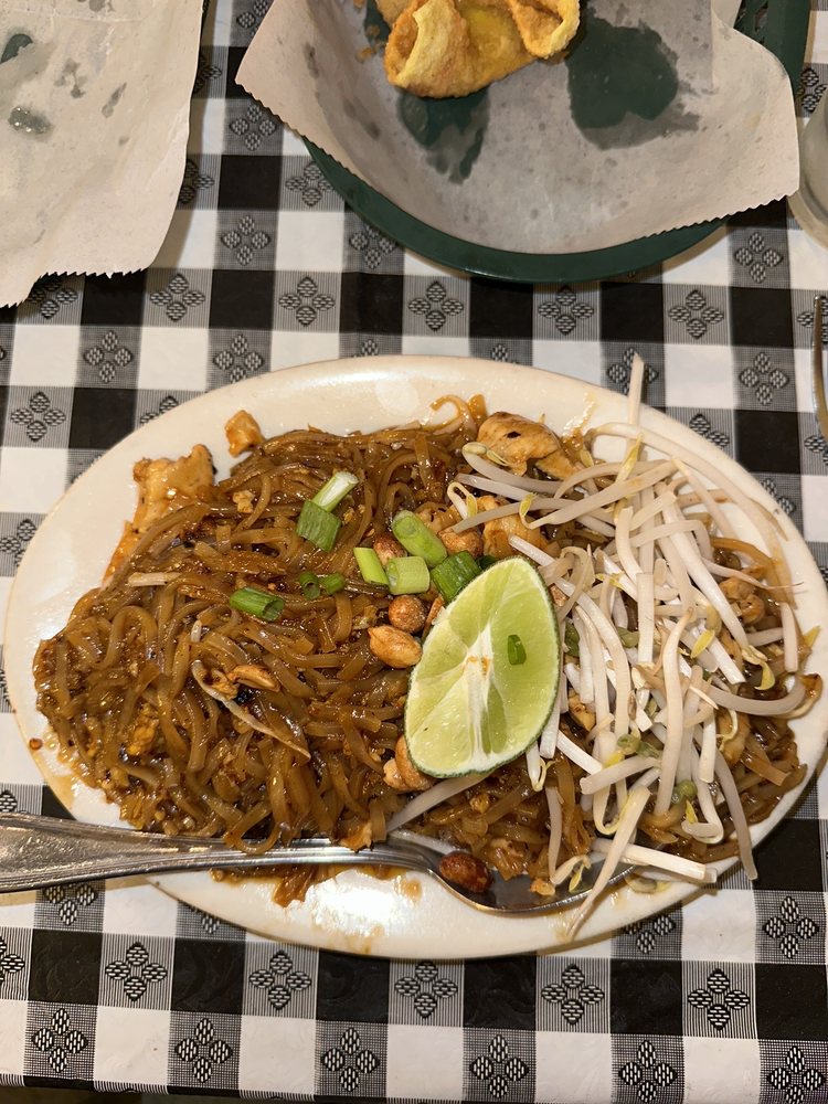 Food from EE-Sane Thai Cuisine