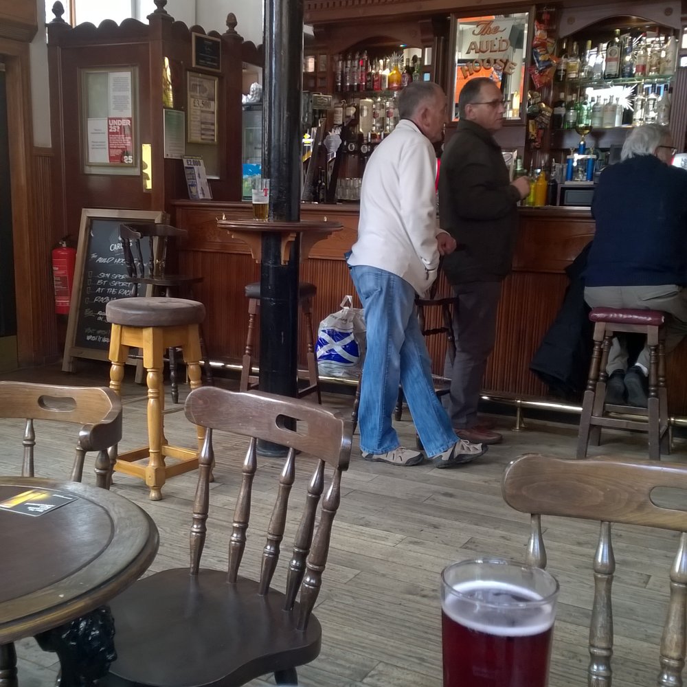 Auld Hoose - Pubs Near Me - Perth, PKN