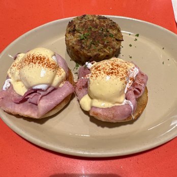 Snooze, an A.M. Eatery - Ham Benedict - Breakfast & Brunch Near Me - Tempe, Arizona