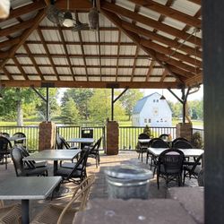 Crossroads Family Restaurant - Covered patio
