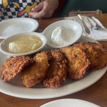 Lenny's Restaurant - Bubbie's Homemade Potato Pancakes - Breakfast & Brunch Near Me - Clearwater, Florida Lenny's Restaurant - Bubbie's Homemade Potato Pancakes - Breakfast & Brunch Near Me - Clearwater, Florida